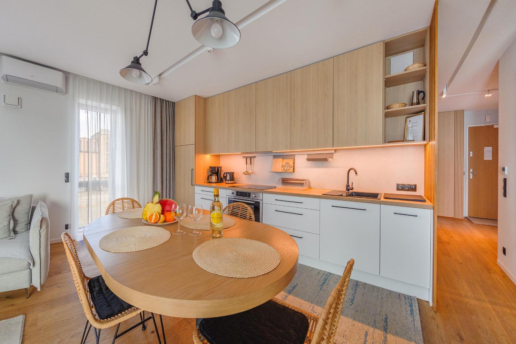 Marina View - Yacht Park Premiere Apartment
